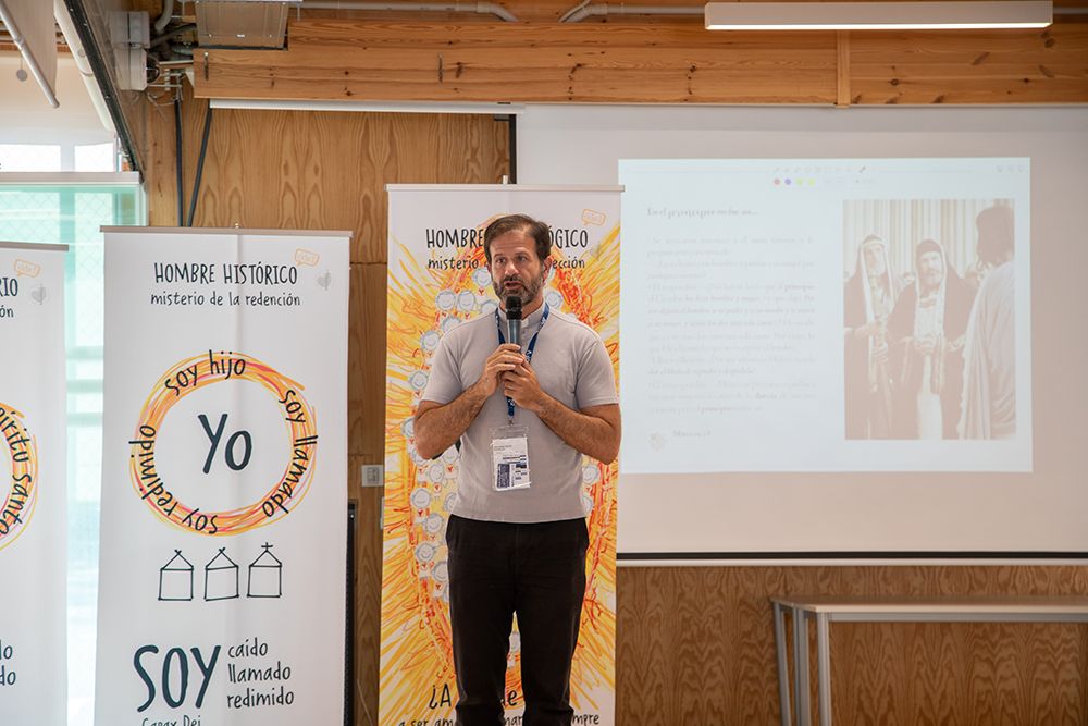 Fr. Jaime Rodríguez, L.C., during his lecture at the third edition of The Body Week