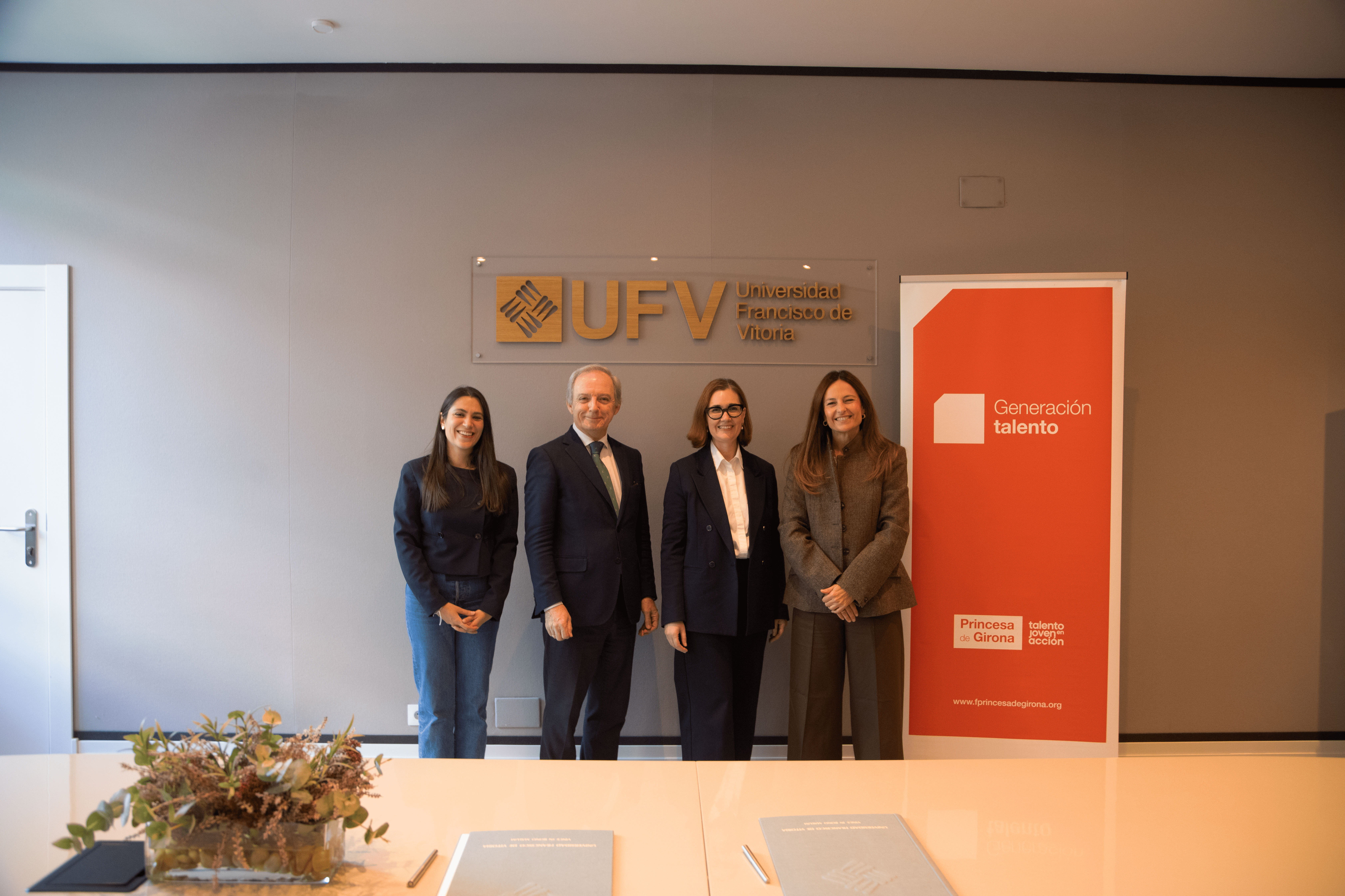 Lucía González Martínez, coordinadora del programa Generación Talento; Gema Guzmán González, directora de Programas de Talento;José Antonio Verdejo, secretario general de la UFV; Marta Montojo Arteaga, directora de Carreras Profesionales